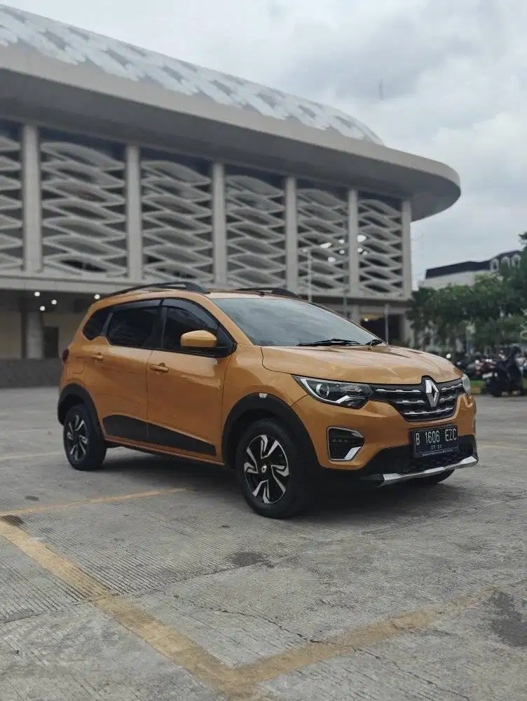 TERMURAH! RENAULT TRIBER 1.0 RXZ AT 2020, ISTIMEWA! MULUS!