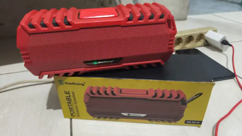 Speaker bluetooth