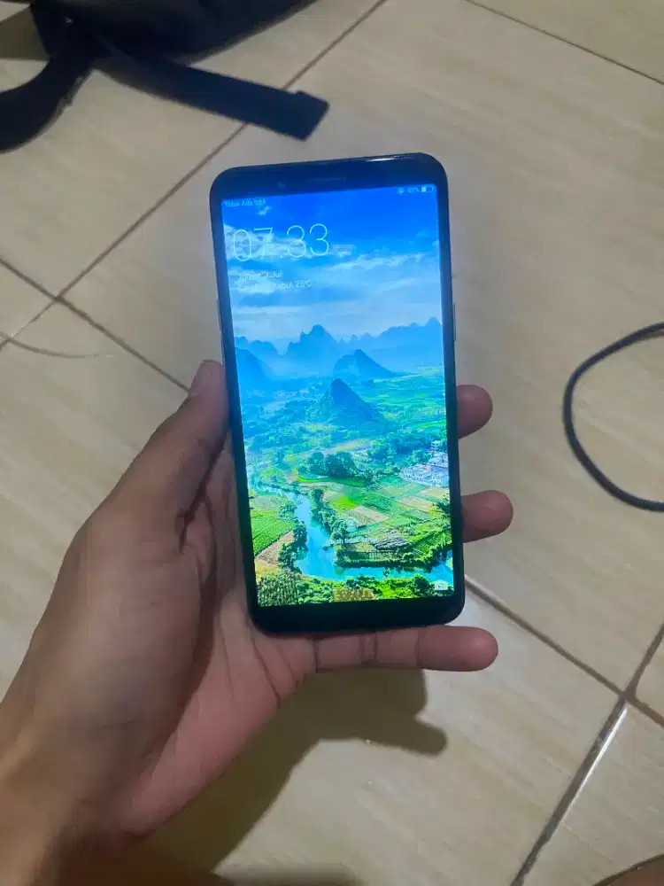 Oppo A83 hitam 3/32 dengan chager