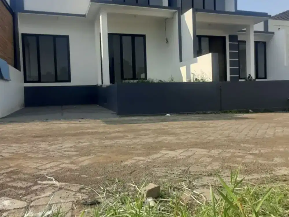 Di jual rumah siap huni lokasi perum banjar arum land singosari malang dekat terminal arjosari
