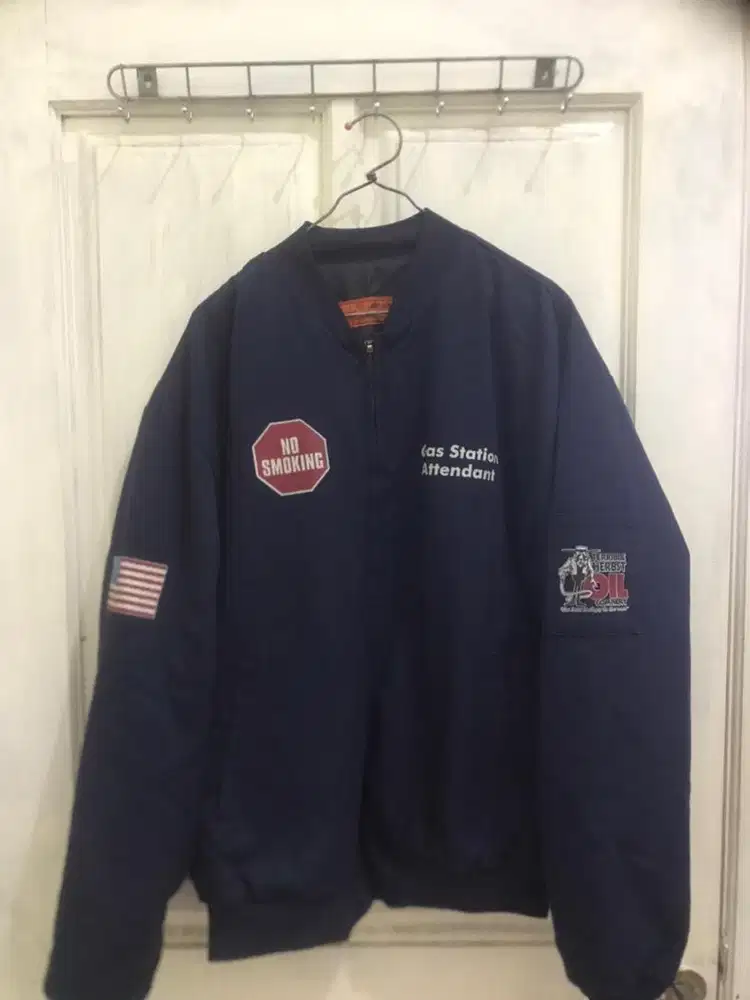 Jaket bomber redkap