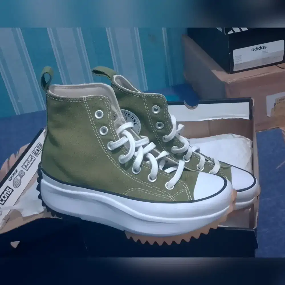 Size 37 sepatu sneakers casual converse green army original