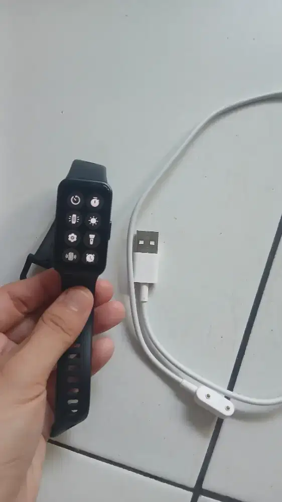 Huawei band 10 - jam tangan