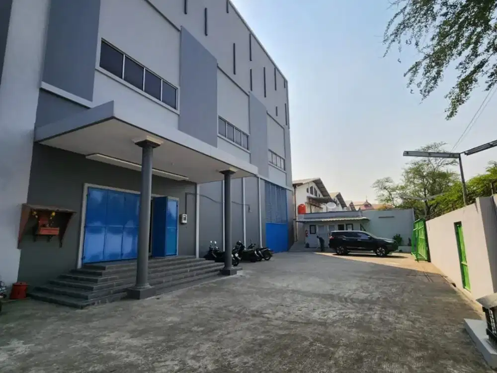 Sewa Gudang kapuk peternakan luas 1700m 3lt +office dan lift dekat PIK