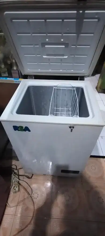 Jual bu freezer box ukuran 100 liter normal no kendala