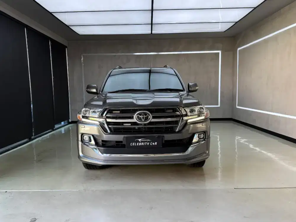 Toyota Land Cruiser 200 VXR 4x4 2020