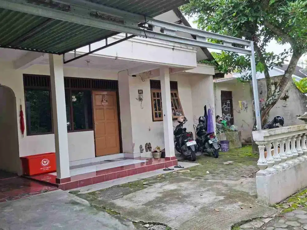 MURAH! Rumah Strategis Tanah Luas Di jl. Godean Km 3,5 Dalam Ringroad Dekat STPN Dan Tugu Jogja