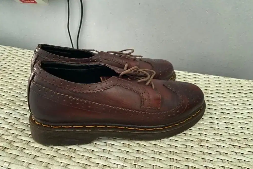 Sepatu pria sepatu