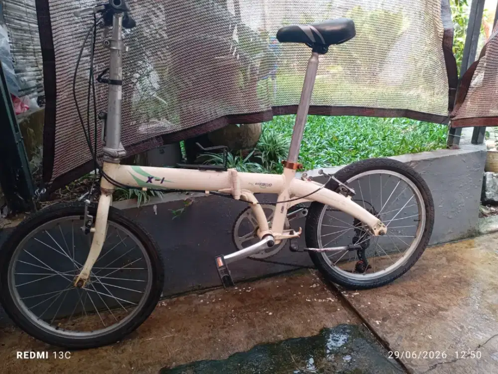 Sepeda Lipat Dahon X-I Uk 20