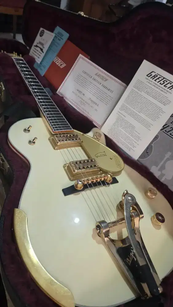 Gretsch white penguin