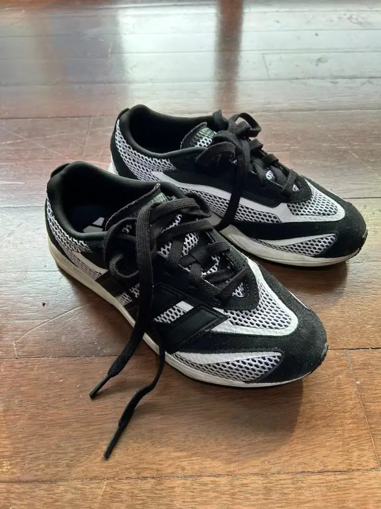 Sepatu adidas women like new size 38,5