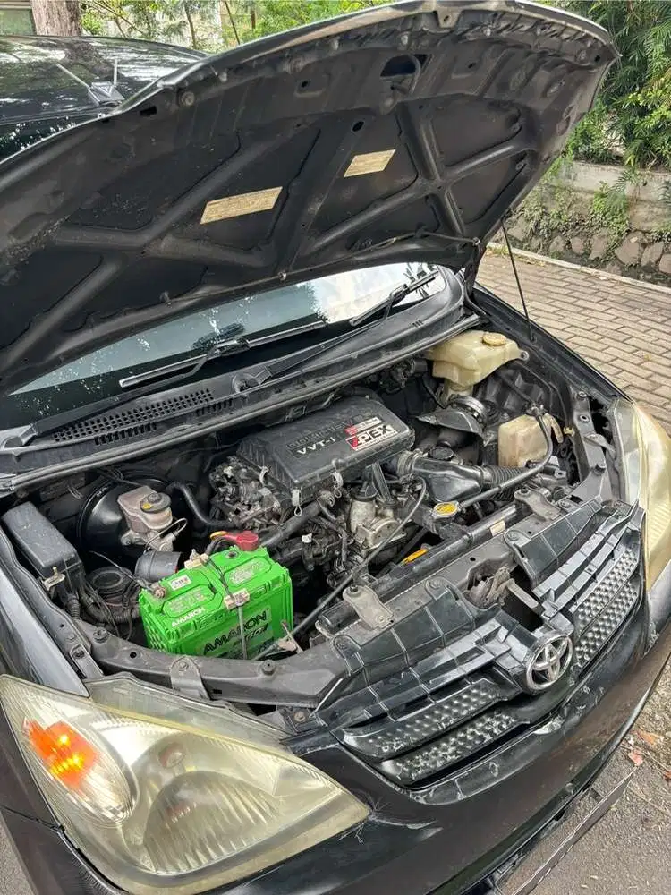Toyota Avanza 2011 Bensin