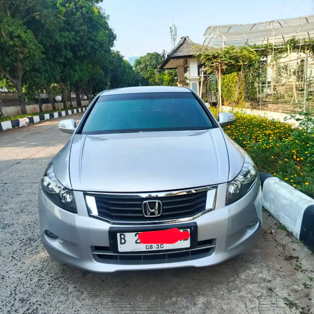 Honda Accord VTIL AT 2010 Silver