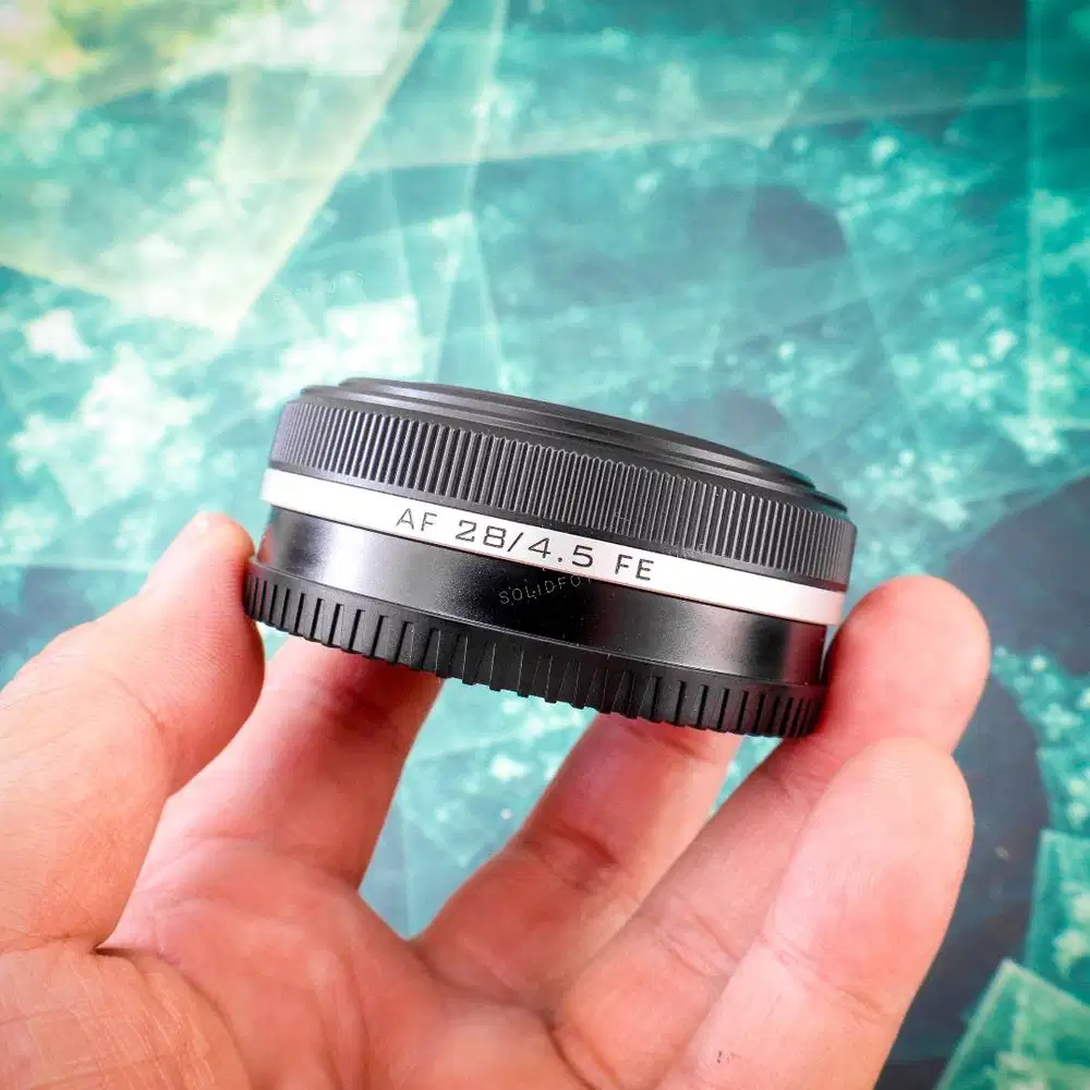 Viltrox 28mm F4.5 FE for Sony. Pancake Lens. Fullset Like New.
