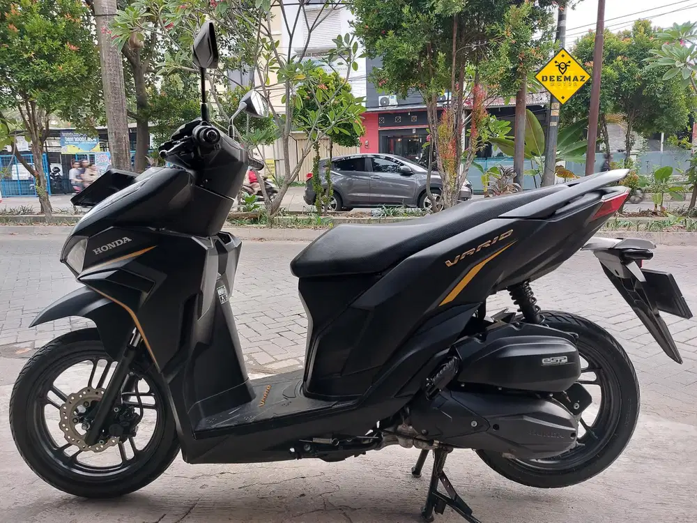 (DP 1 Jt)‼️ Honda Vario 125 CBS ISS Keyless Hitam 2023 Cash / Kredit