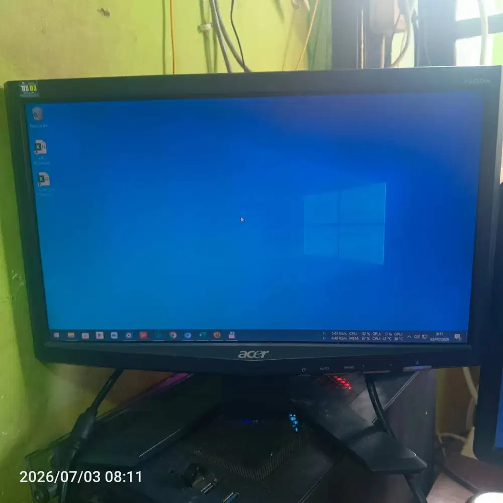 Monitor Acer 16 Inch Normal