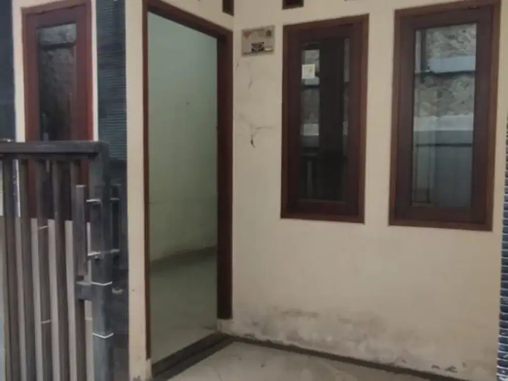 Dijual Rumah Strategis di Pasar Minggu