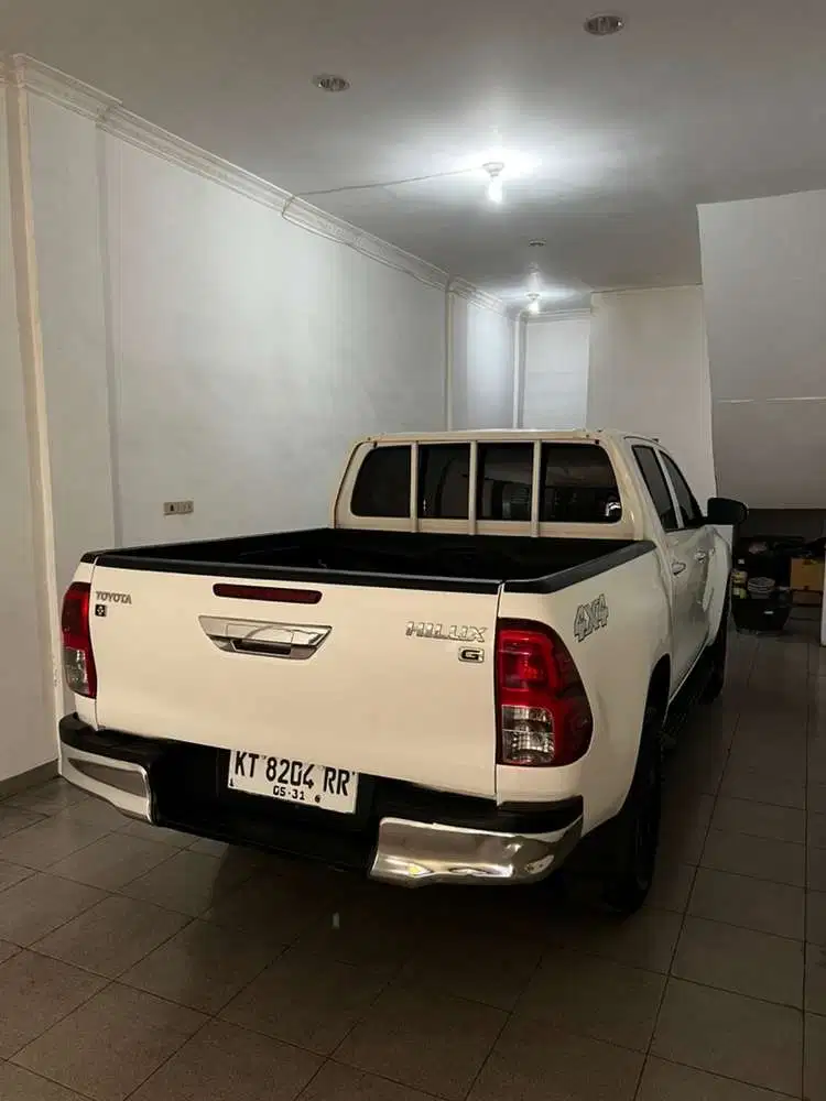 Toyota Hilux Rocco 2.4 G Diesel 4x4 Manual thn 2021