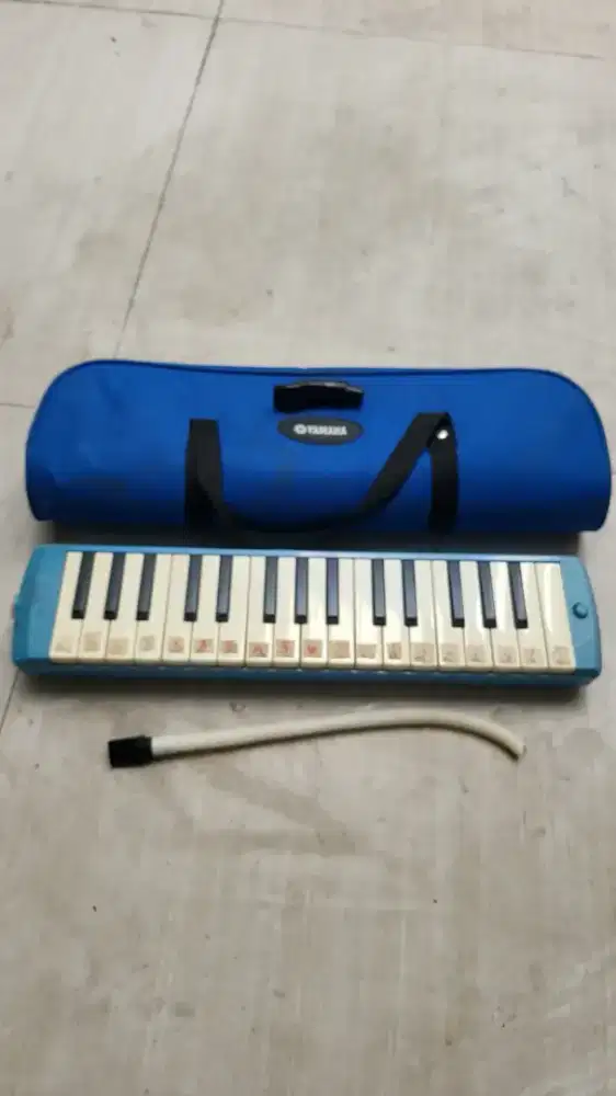PIANIKA merek YAMAHA original bekas pakai mulus