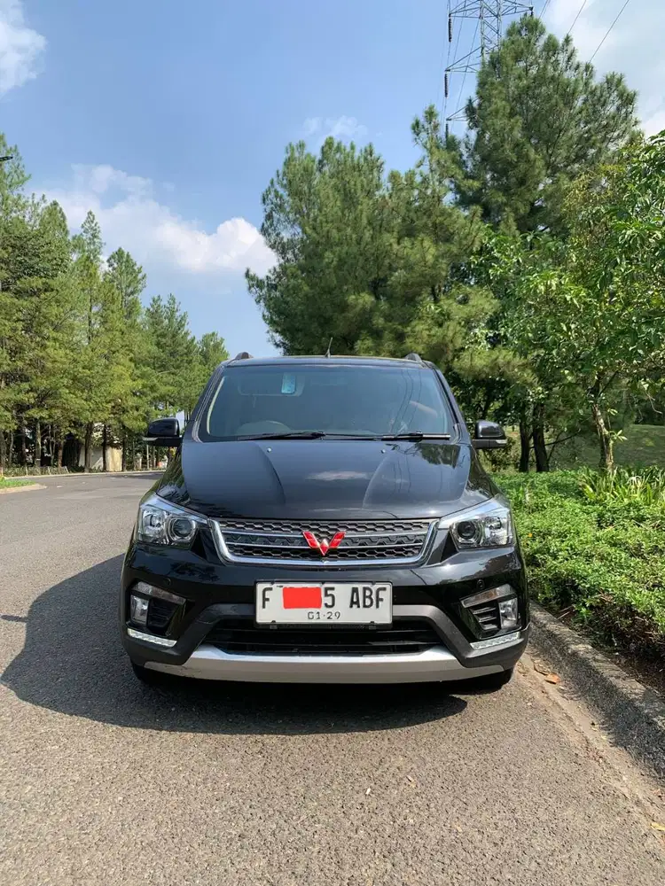 KM 49rb, Wuling Confero S 1.5 Lux MT (type tertinggi)