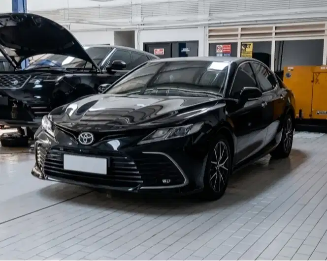 Toyota Camry 2.5 V AT 2023