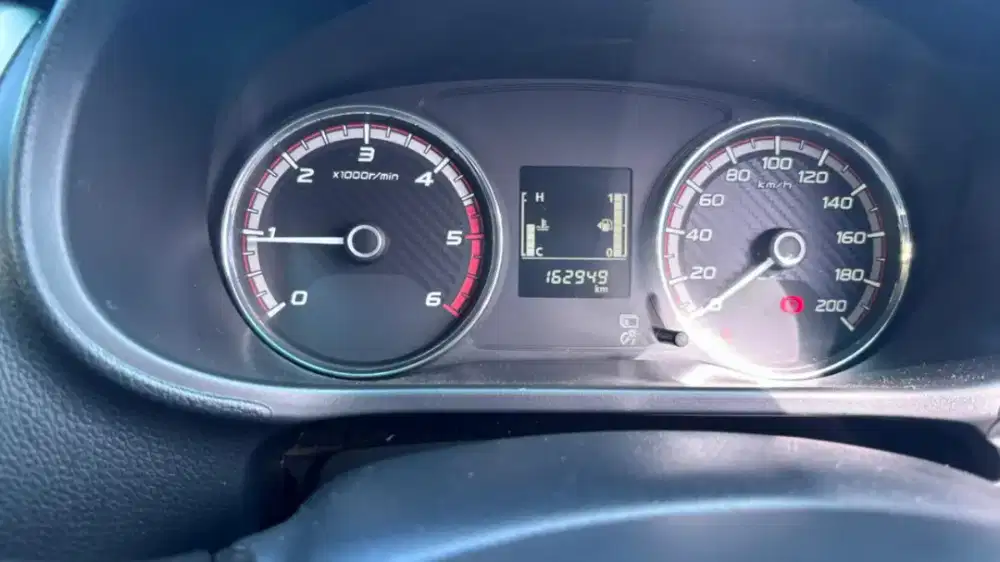 Mitsubishi Triton HDX - Manual