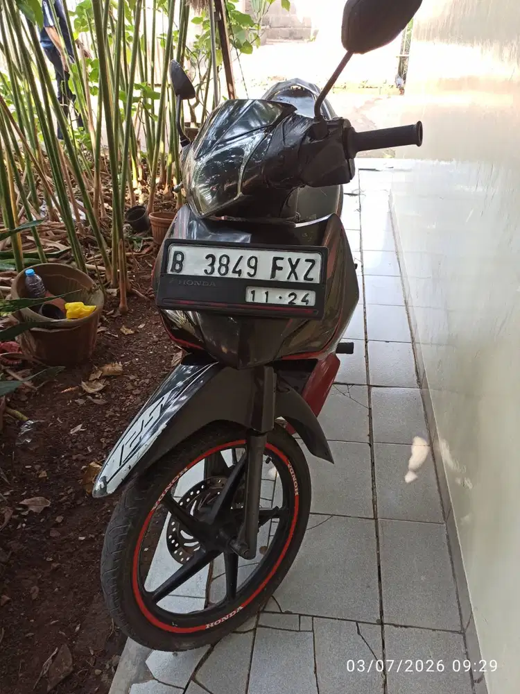 Supra Helm-in 2014