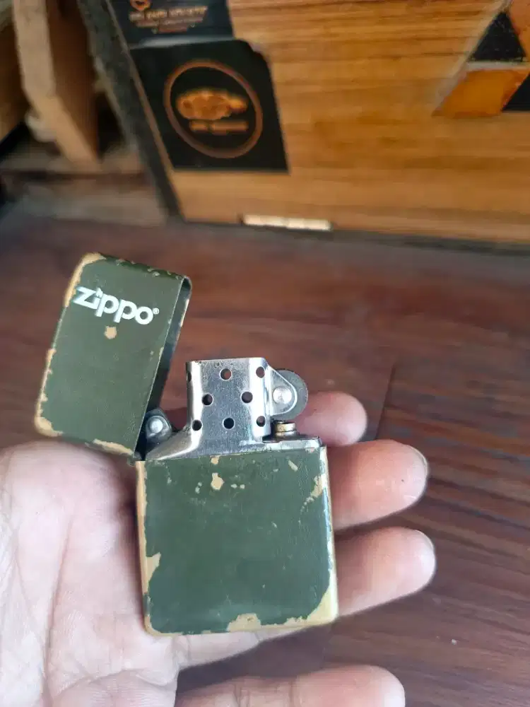 Zippo usa army green vintage look
