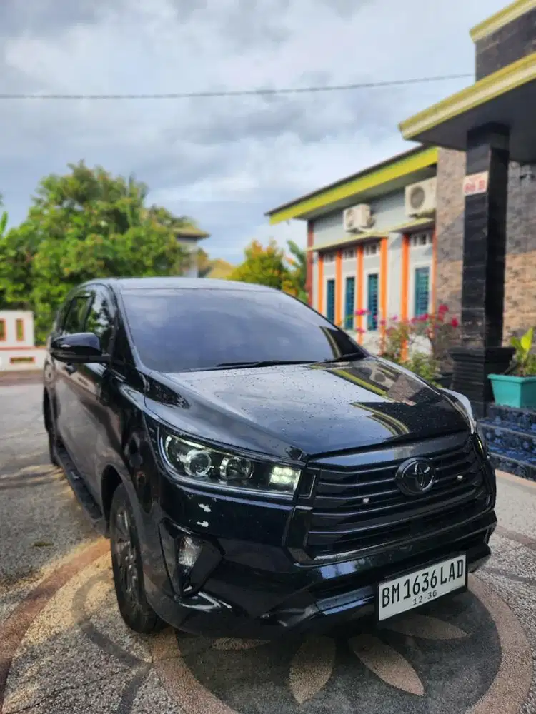 Innova 2.4 V A/T diesel 2021