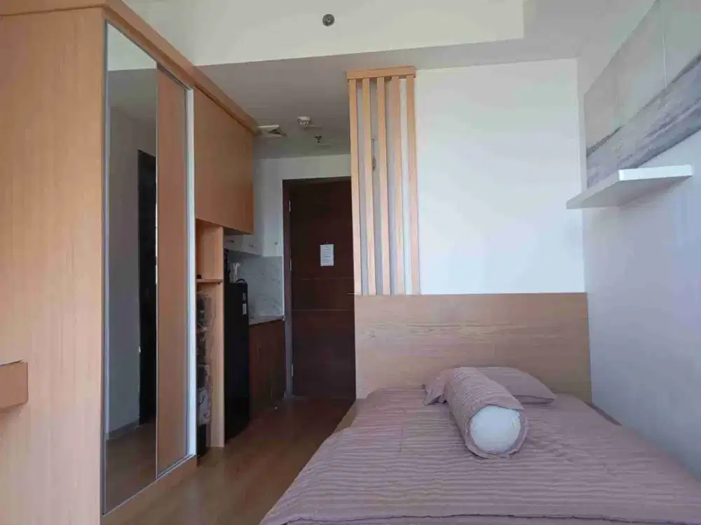 Apartment Pacific Garden,Studio,lantai 22 TC, furnish, view danau Alsut, pinang, panunggangan,Tangerang..