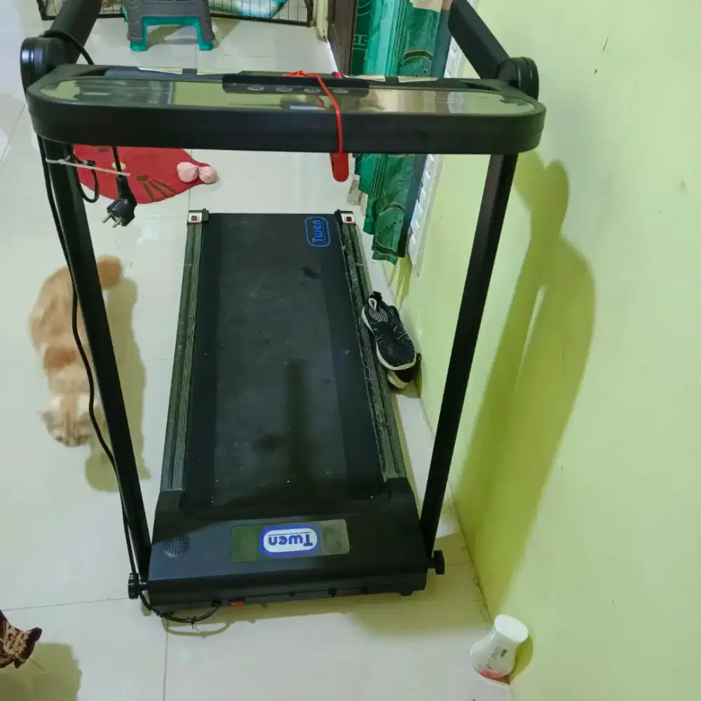 Treadmill Listrik lowat