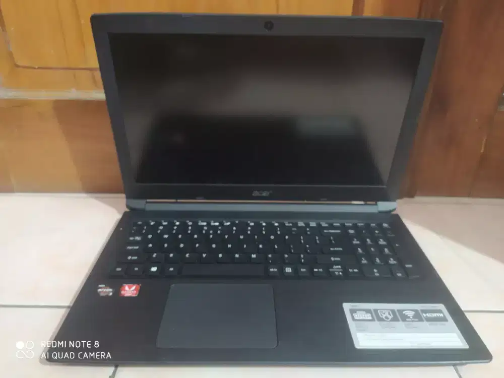 ACER ASPIRE a315/RYZEN 3-3200/RAM 8GB/VGA Radeon Vega layar fhd mulus