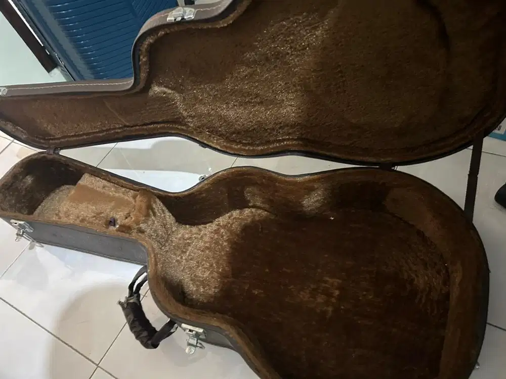 Hardcase Akustik Gitar - Bahan Beludru (Custom)