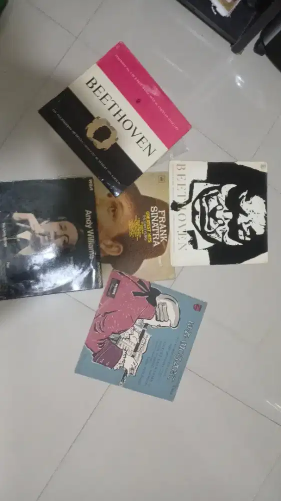 Jual Vinyl/Piringan Hitam Bekas Original - Beethoven, Mozart, Sinatra