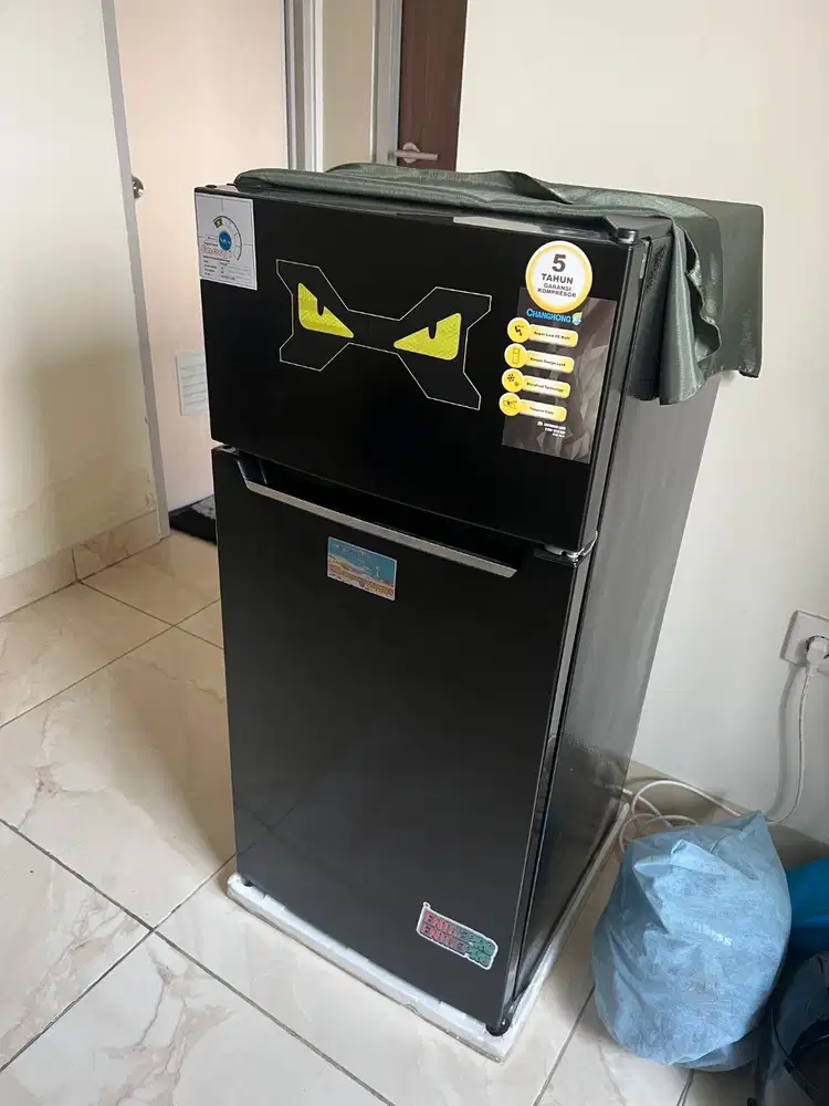 kulkas 2 pintu nego