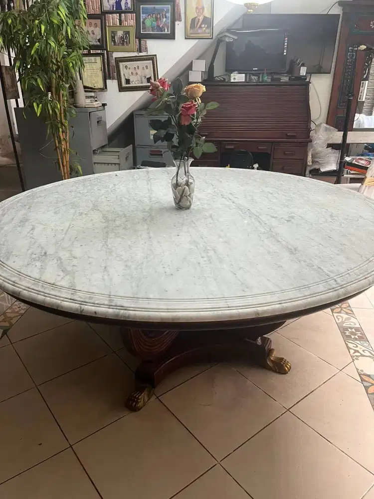 Furniture antik Meja bundar Marmer kaki jati sonokeling