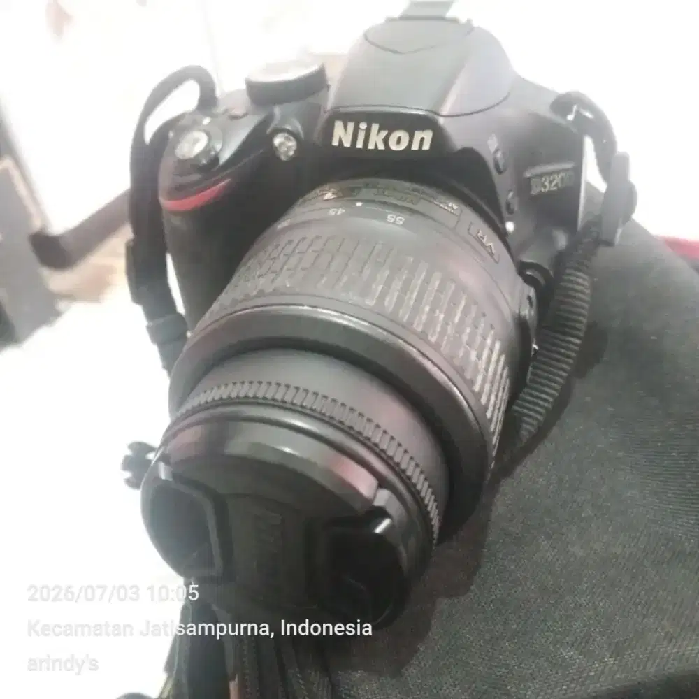 Jual kamera Nikon D3200