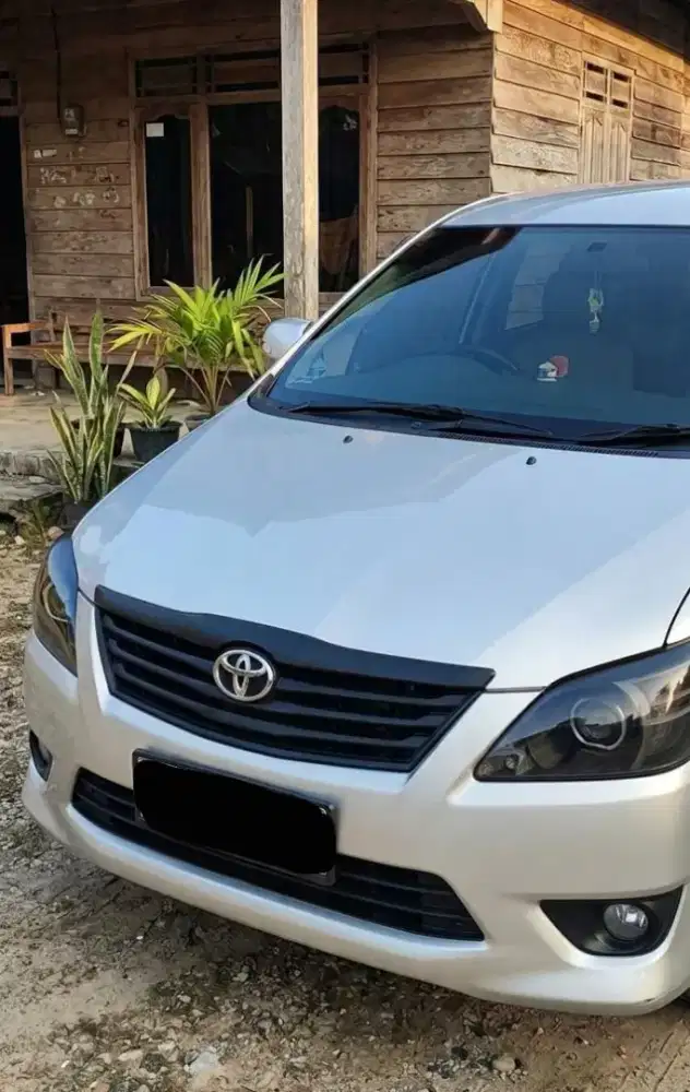 Toyota Kijang Inova G 2008