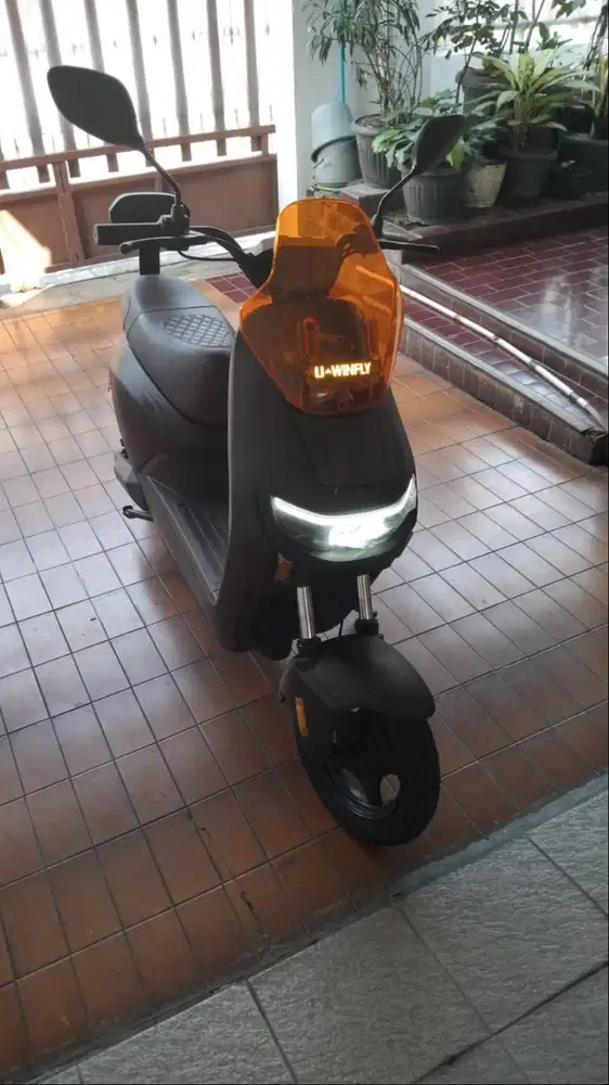 Dijual Sepeda Listrik Uwinfly M 70L Like New