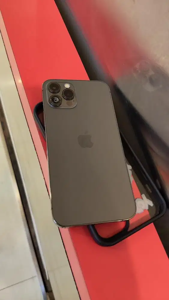 Jual Iphone 12 Pro Silver