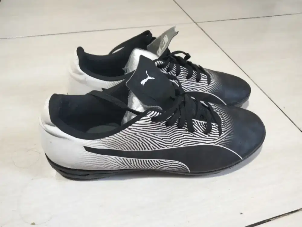 Sepatu puma mini soccer