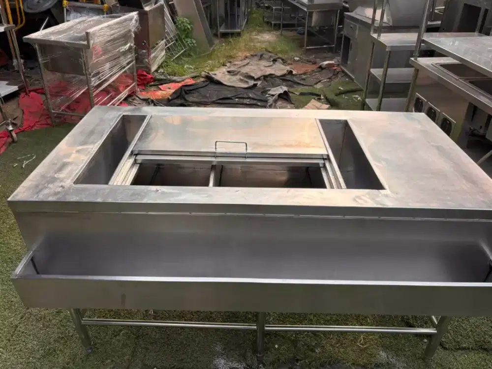 ICE BIN STATION
Ukuran 160x90x85
Ice bin 75x60x30