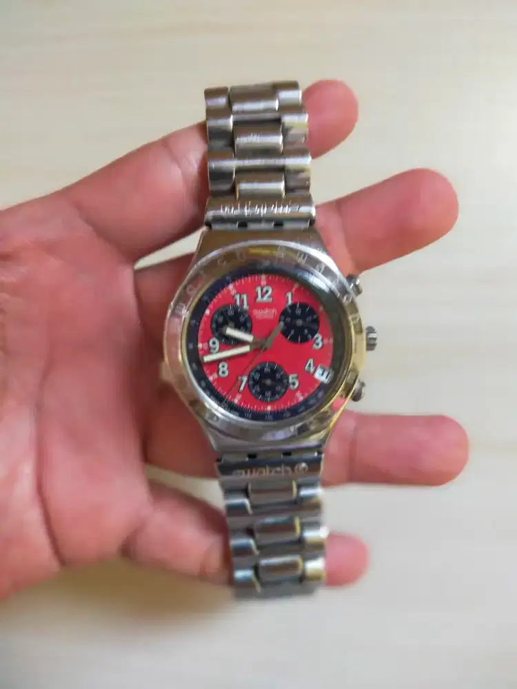 Swatch Chrono Red