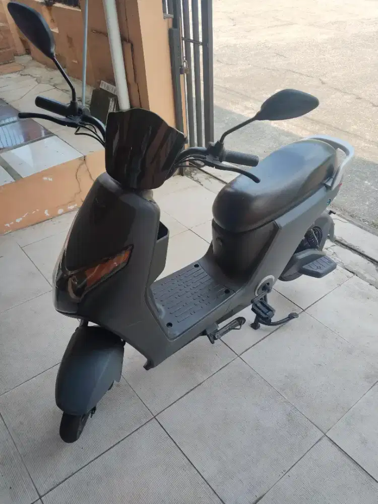 Sepeda listrik unwinfly D70