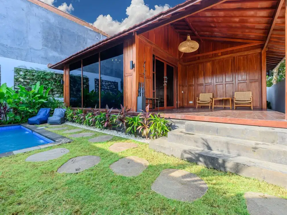 VILLA KAYU PREMIUM ULUWATU