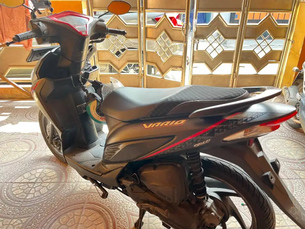 JUAL MOTOR VARIO HONDA 110 CC TAHUN 2016
