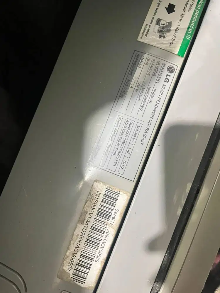DIJUAL AC MEREK LG