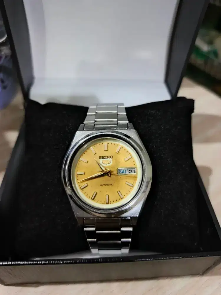 Jam tangan seiko 5 automatic