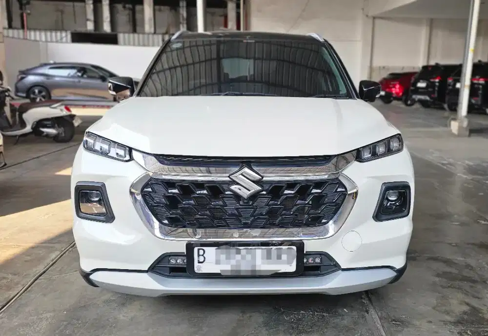 Cuma 15rb Km Suzuki Grand Vitara GX Hybrid Two Tone 2024/ 2025 Putih