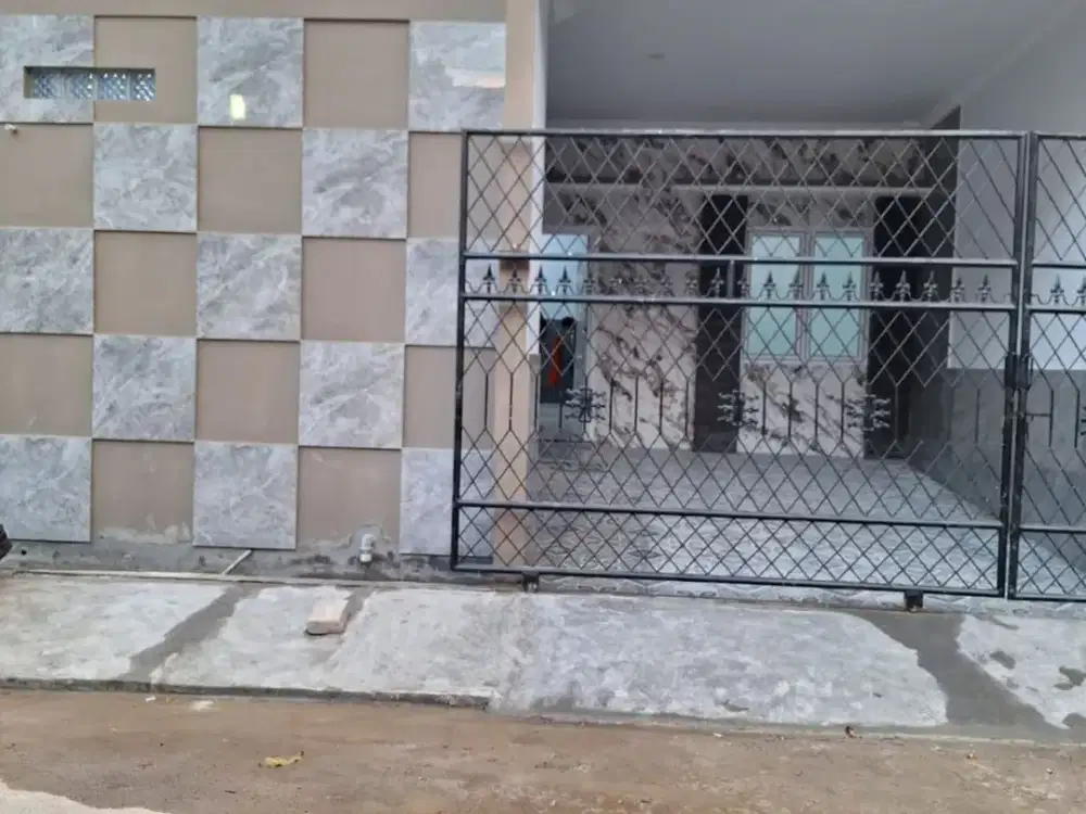 Dijual cepat rumah di Simprug diporis Tangerang